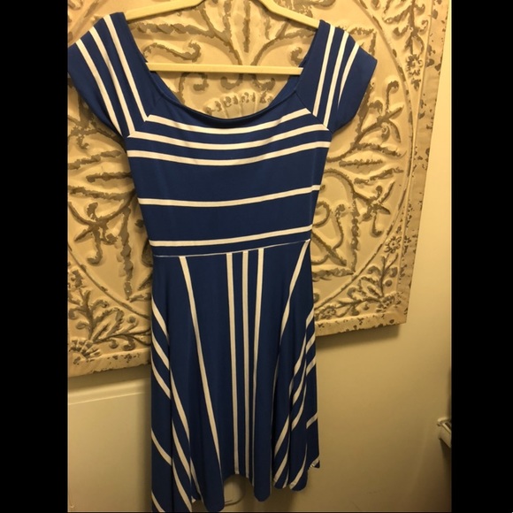 LOFT Dresses & Skirts - LOFT Blue striped summer dress